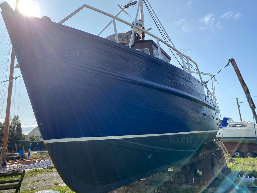 Wooden potter/trawler